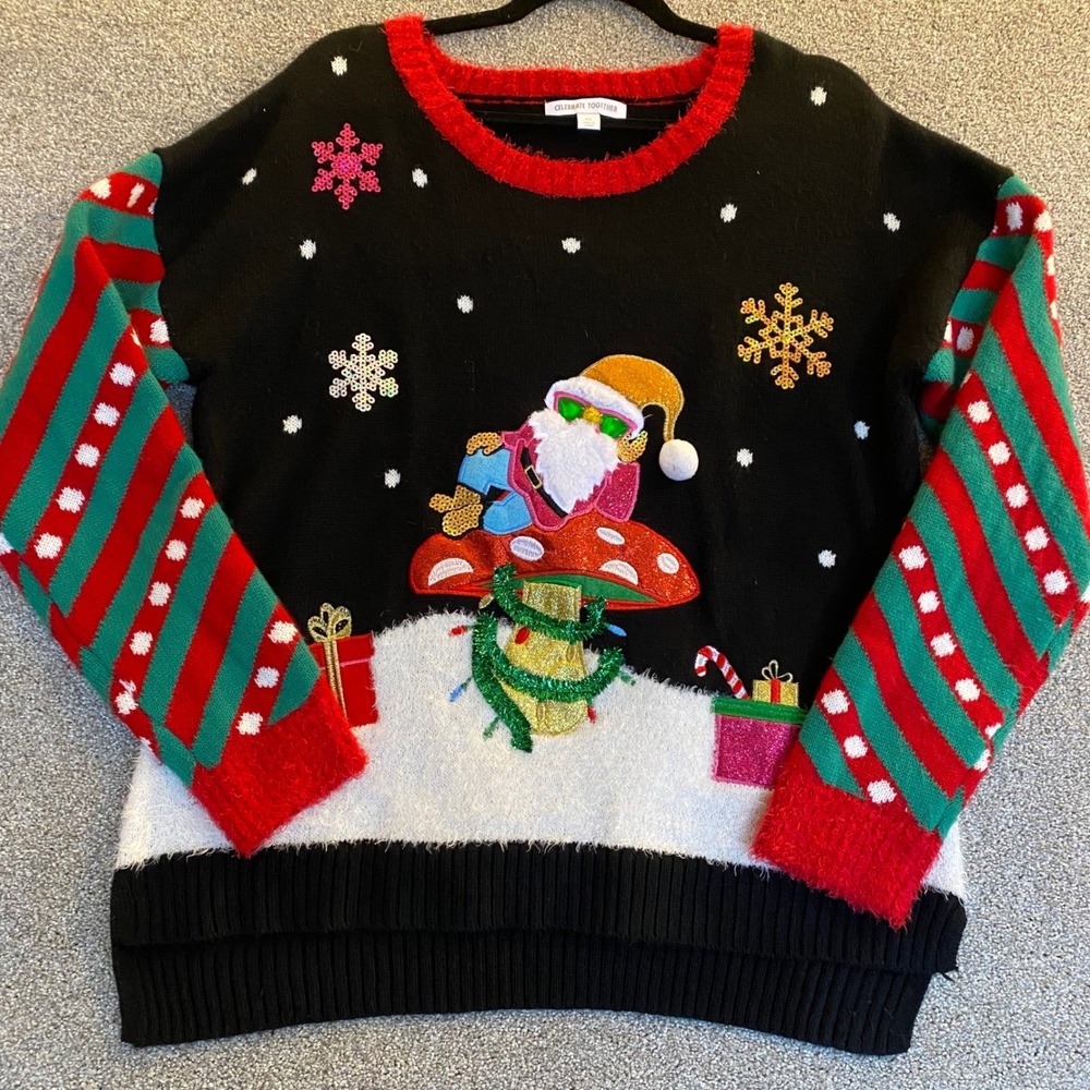 Celebrate Together Womens Ugly‎ Christmas Sweater Santa Mushroom XL
